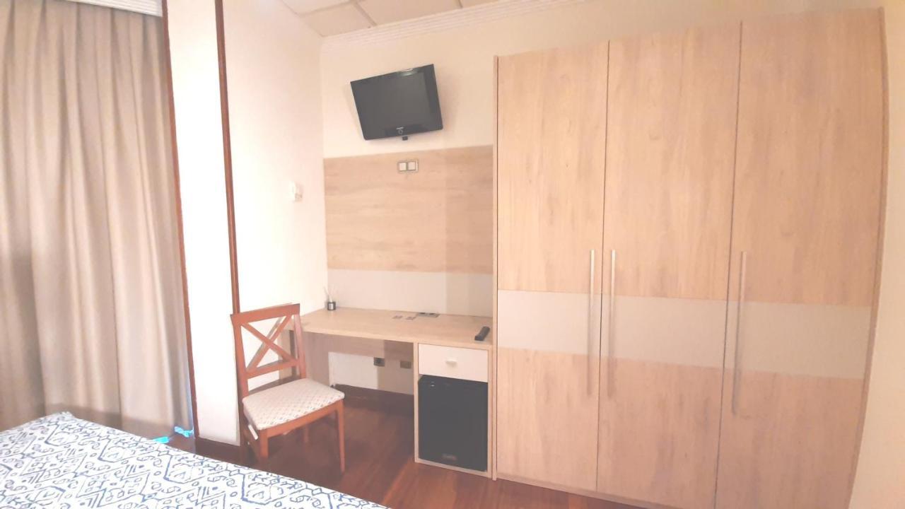 Hotel Nueva Plaza Maliaño Exterior foto